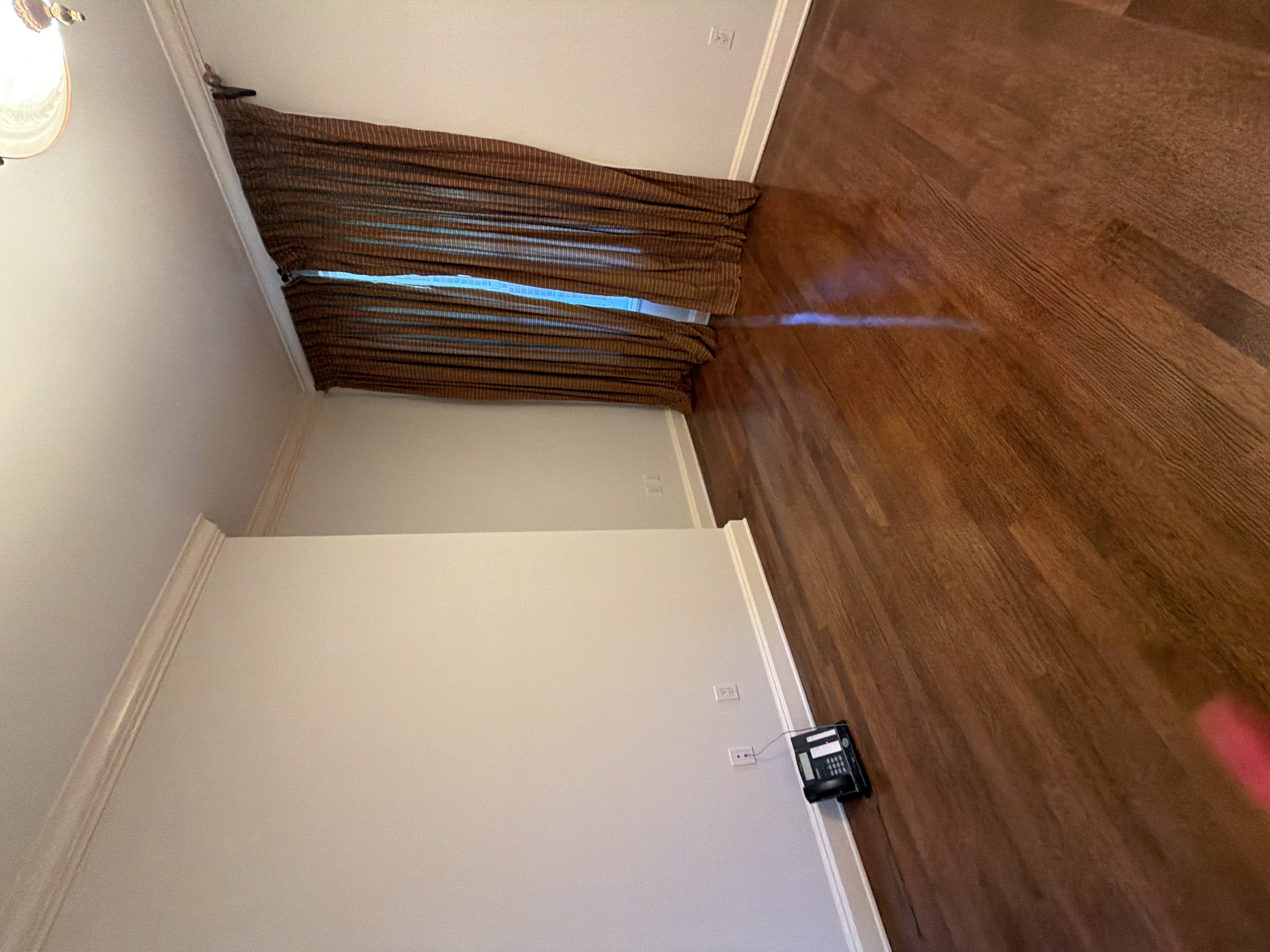 Wood-Floor Flex Room guidebook preview